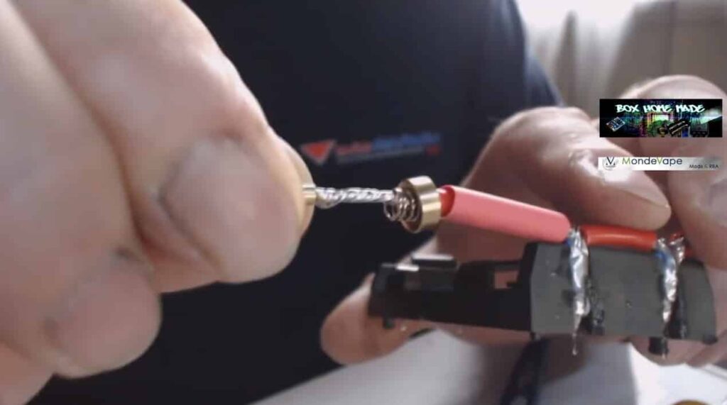 Tutoriel,Montage,box,DIY,détail,tuto,revue,review,pin,connexion,connection,flottant,510,vape,toff,monde,bouton,poussoire,souder,raptor,fat,daddy,fatdaddy,module,dna,c&k,pression,hammond,boitier,kit,boxe,circuit,imprimé,cable