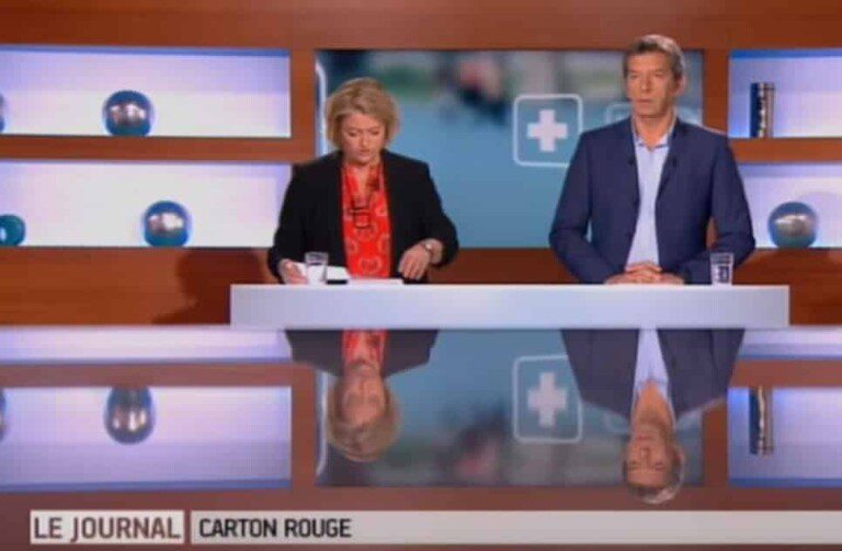 Sarkozy remet en cause le paquet de cigarettes neutre