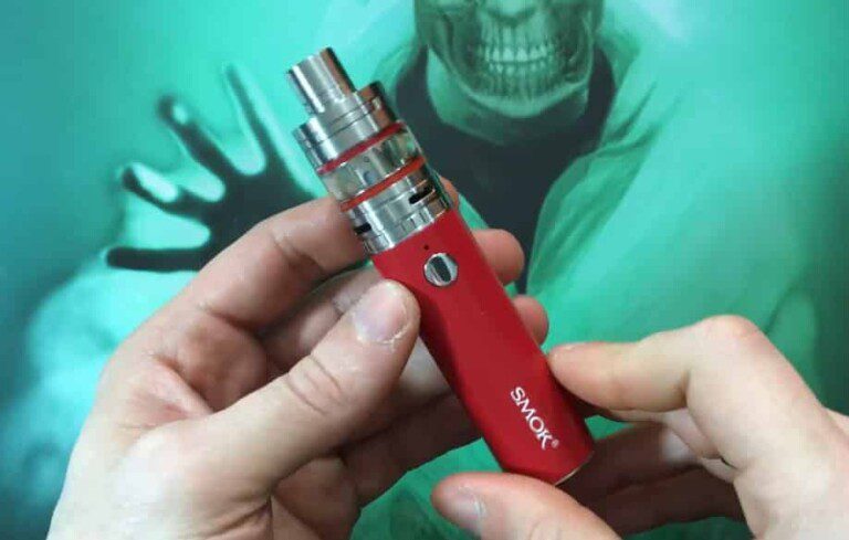 Revue du Kit Stick One Plus de chez Smok