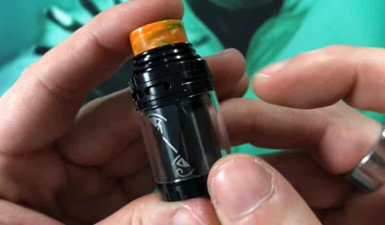 Revue Atomiseur Horus RTA 4ml par Vapefly